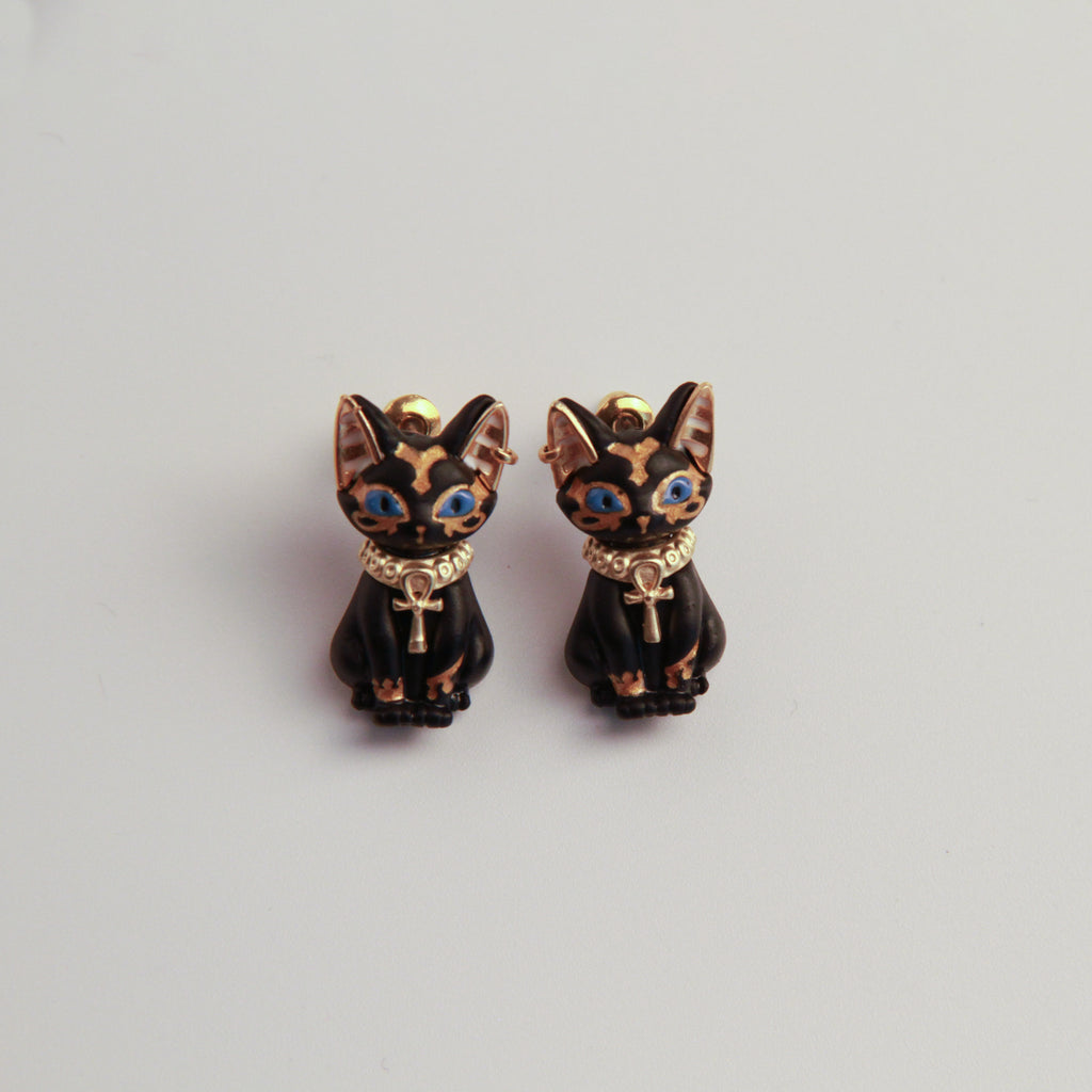 Black cat earrings with Egyptian-style de
