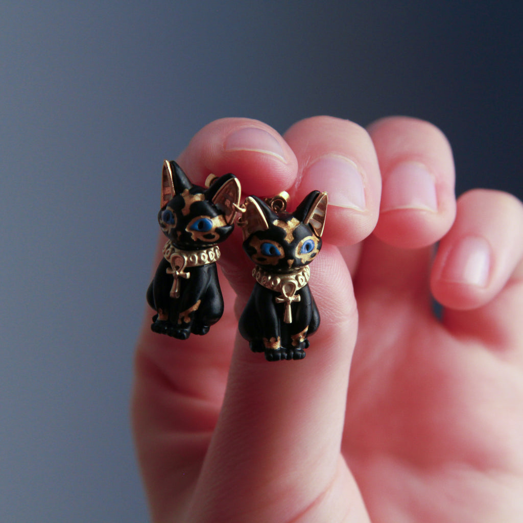 Black cat earrings with Egyptian-style de
