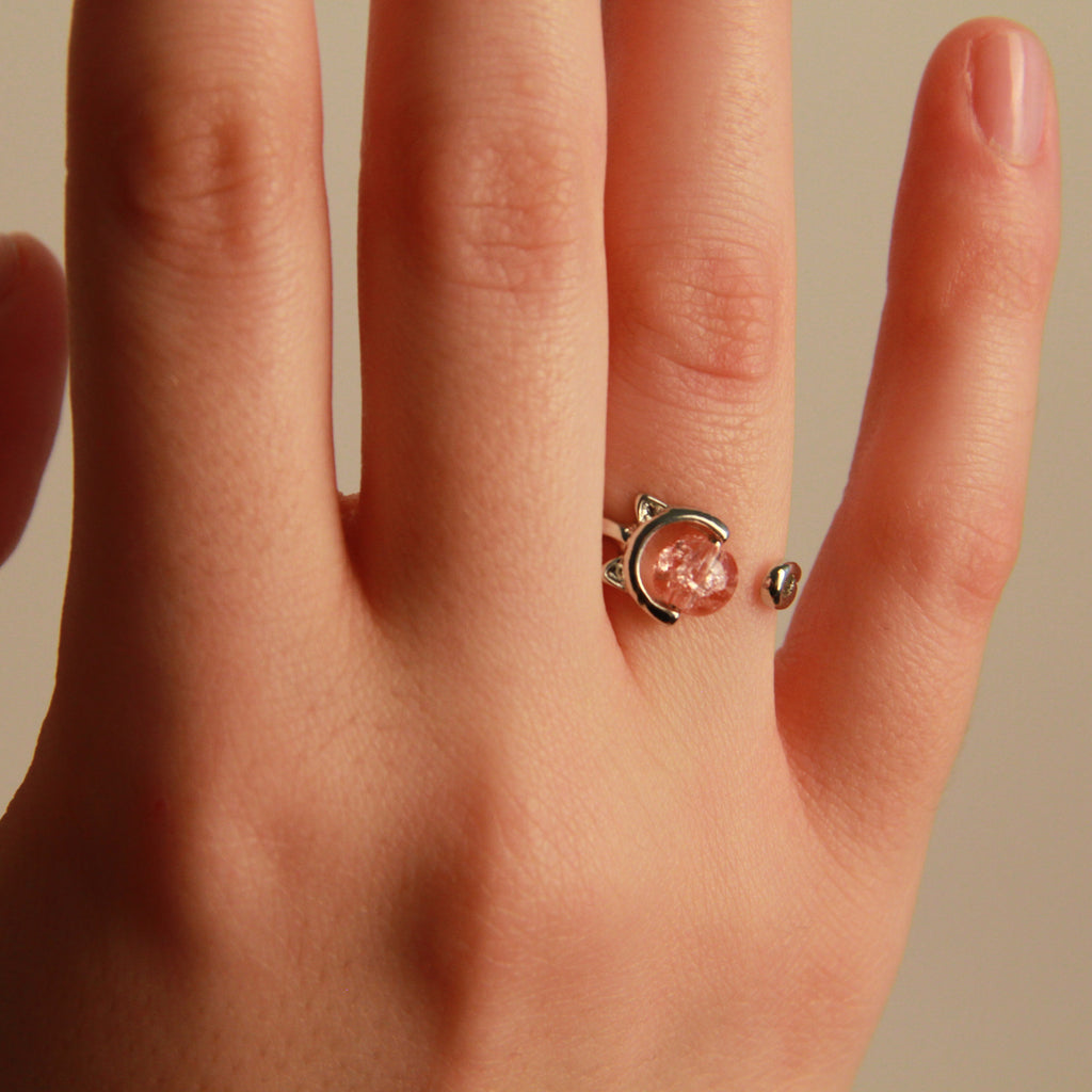 Elegant silver cat ring featuring a pink crystal detail, adjustable everyday jewelry for women