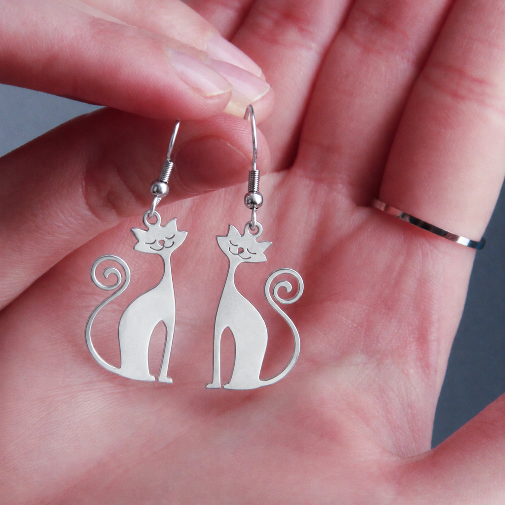 Elegant silver cat dangle earrings with simple feline design, everyday jewelry for women and cat enthusiasts