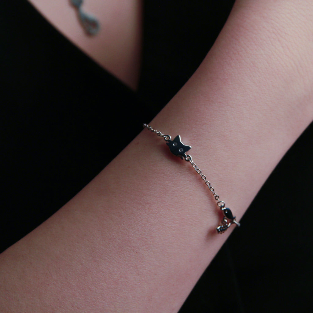 Silver cat bracelet with simple cat charm design, cute minimalist jewelry for women