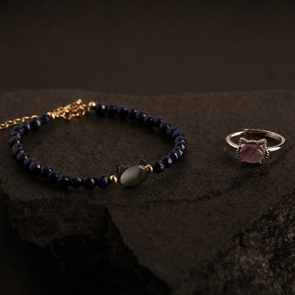 Elegant silver cat jewelry set with ring and bracelet featuring blue stone, refined gift for cat lovers with custom photo and message card