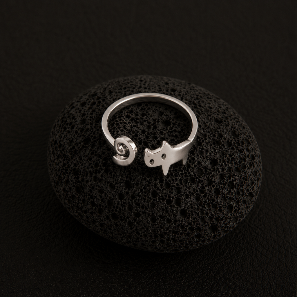 Mischief Cat Ring